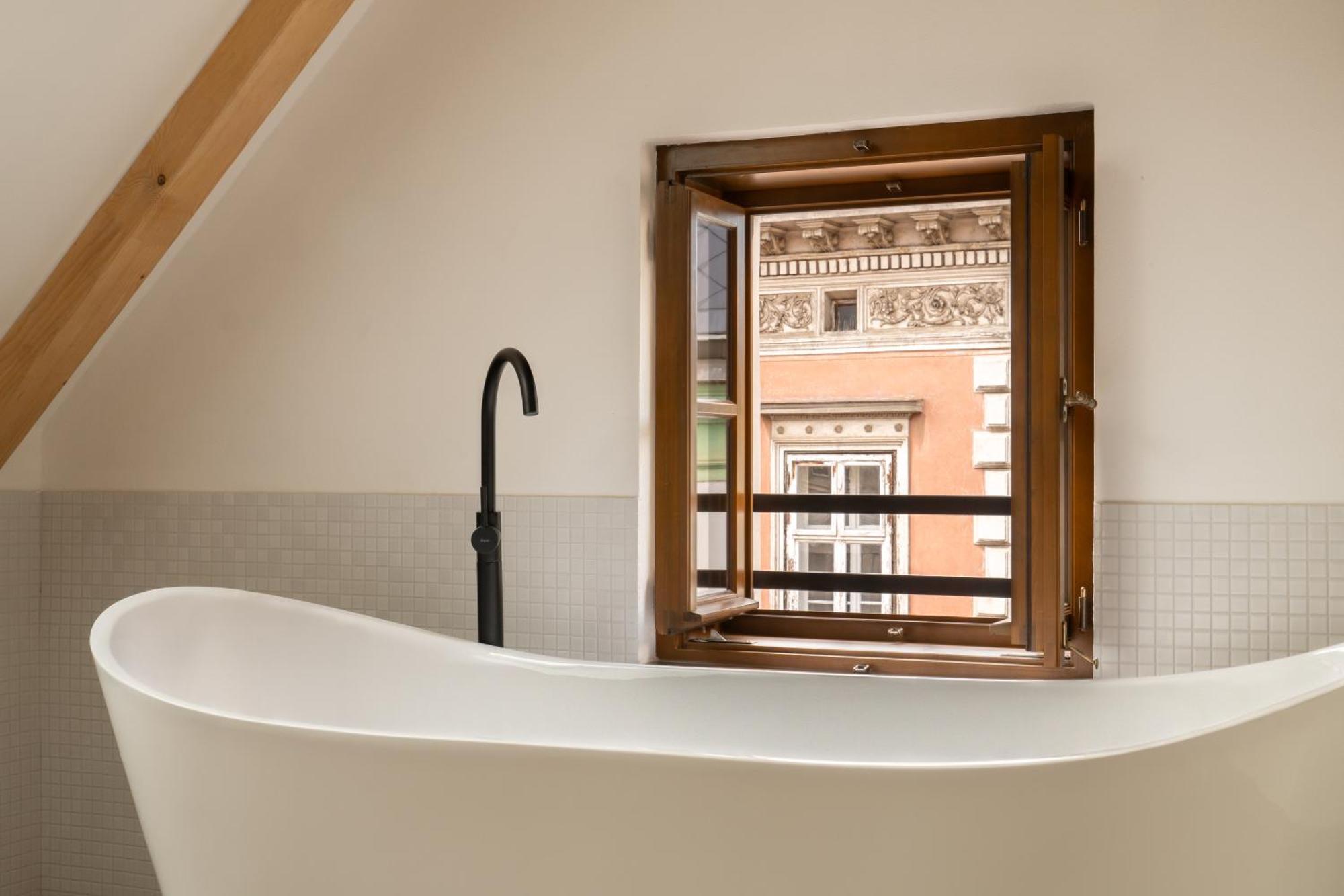White Wolf Boutique Apartments Olomouc Exterior foto